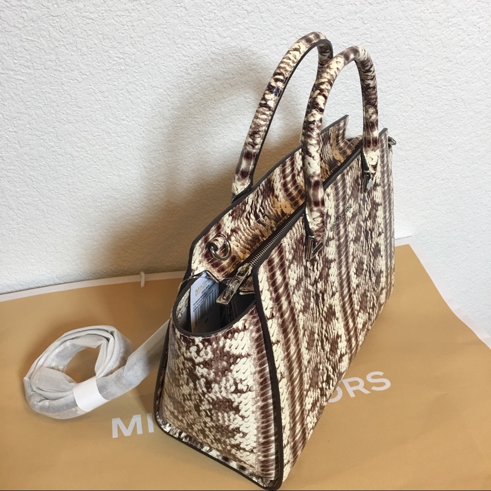 🎈SOLD🎈 NWT Michael Kors Large Snake Satchel Bag - Picture 4 of 8